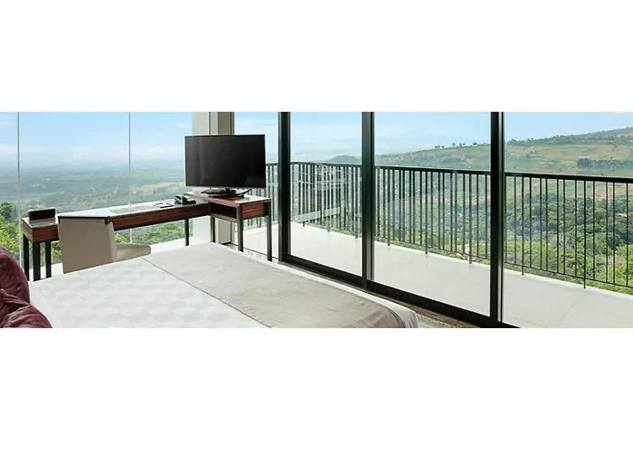 Royal Tulip Gunung Geulis Resort And GolfHotel di Bogor